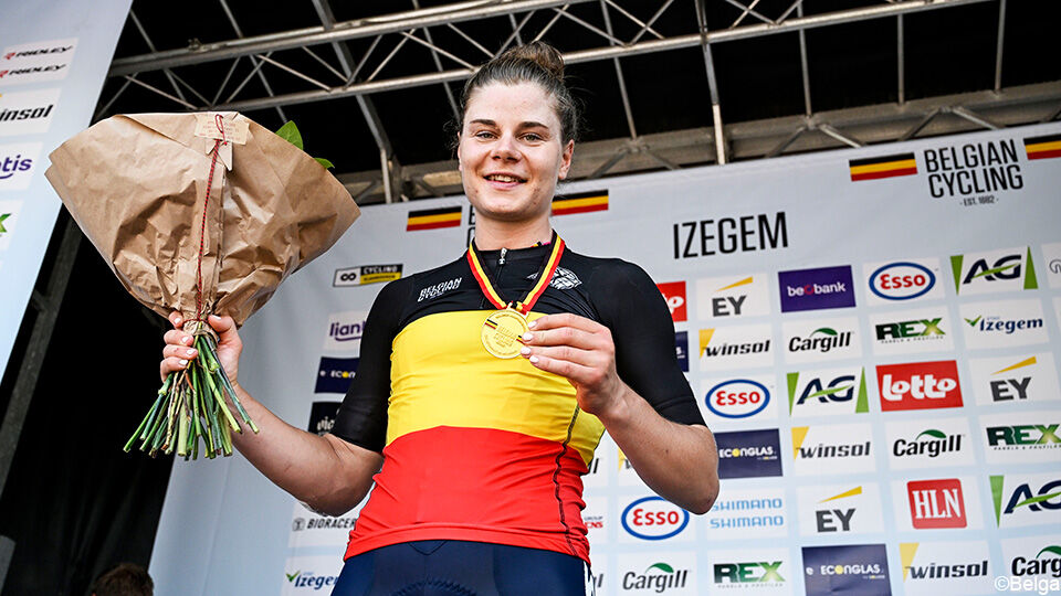 Lotte Kopecky gaat na haar 5e nationale titel in het tijdrijden vandaag op zoek naar nummer 3 in de wegrit.