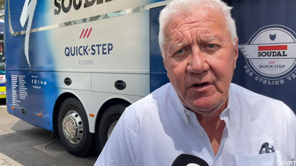 Patrick Lefevere bespreekt de schade bij de Wolfpack.