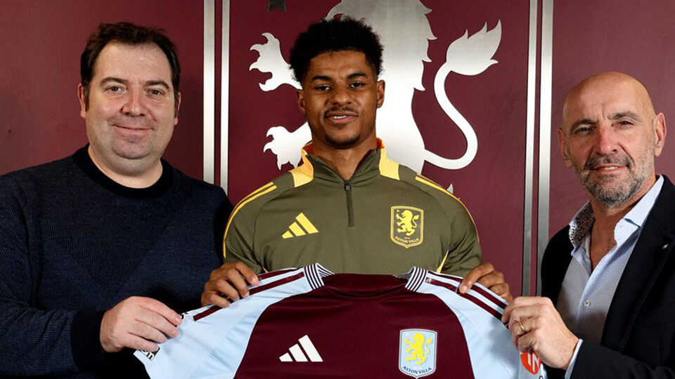 Marcus Rashford bij Aston Villa.