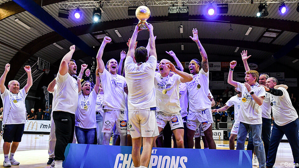 Mechelen kroont zich voor de eerste keer tot BNXT-kampioen.