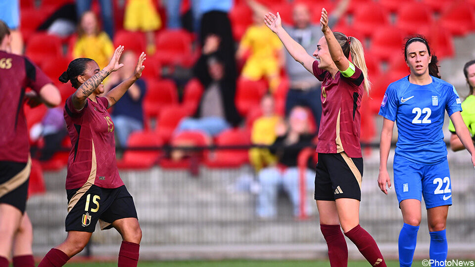 Red Flames vieren na 2-0-winst tegen Griekenland.